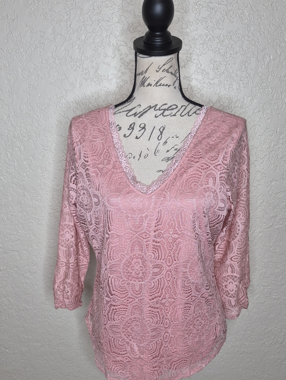 No Boundaries Lace Top Pink Size XL (15-17) Juniors